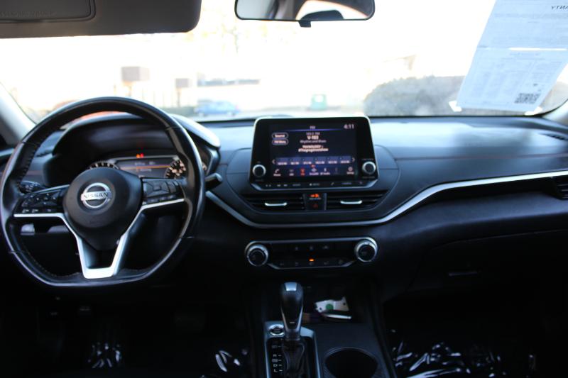 Nissan Altima 2.5 SR Sedan 2021