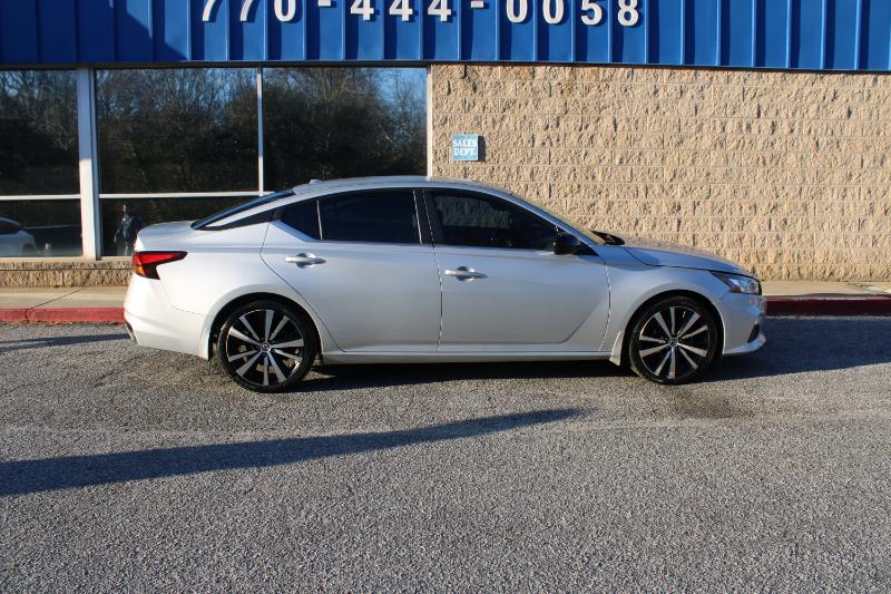 Nissan Altima 2.5 SR Sedan 2021