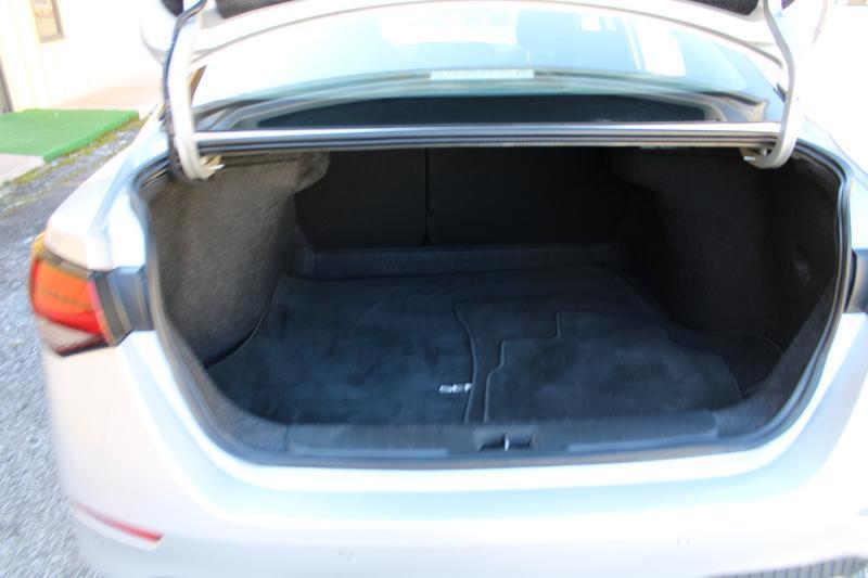 Nissan Sentra SV CVT 2021