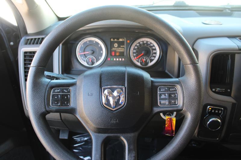 RAM 1500 Classic Tradesman 4x2 Quad Cab 6'4" Box 2019