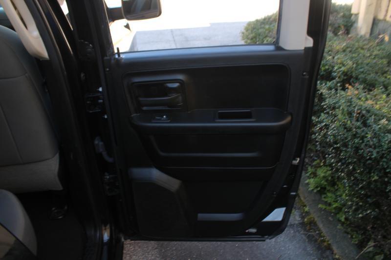 RAM 1500 Classic Tradesman 4x2 Quad Cab 6'4" Box 2019