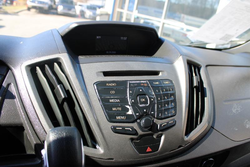 Ford Transit Van T-250 148" Med Rf 9000 GVWR Sliding RH Dr 2019