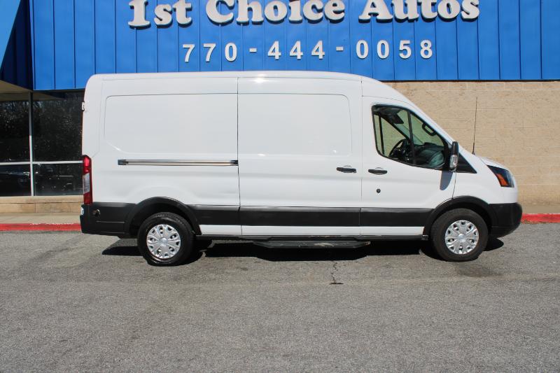 Ford Transit Van T-250 148" Med Rf 9000 GVWR Sliding RH Dr 2019