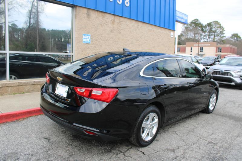 Chevrolet Malibu 4dr Sdn LS w/1FL 2024