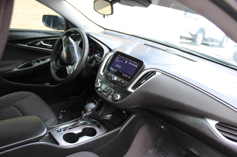 Chevrolet Malibu 4dr Sdn LS w/1FL 2024