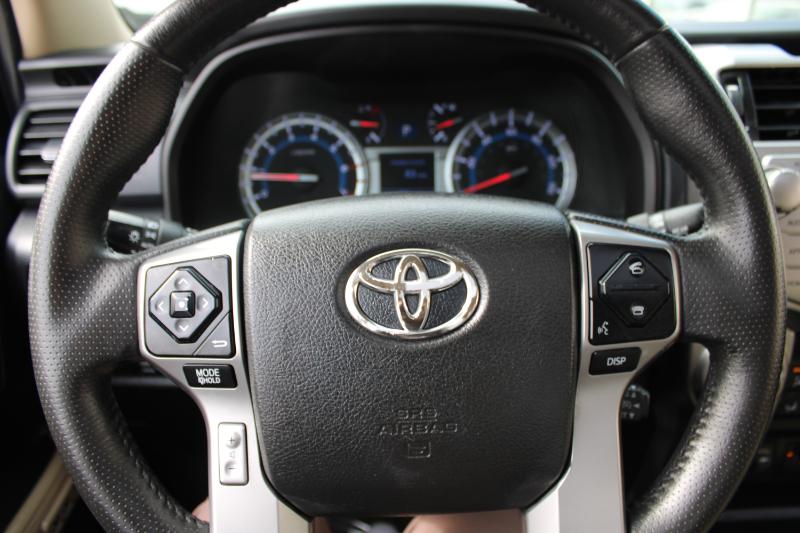 Toyota 4Runner RWD 4dr V6 Limited (Natl) 2014