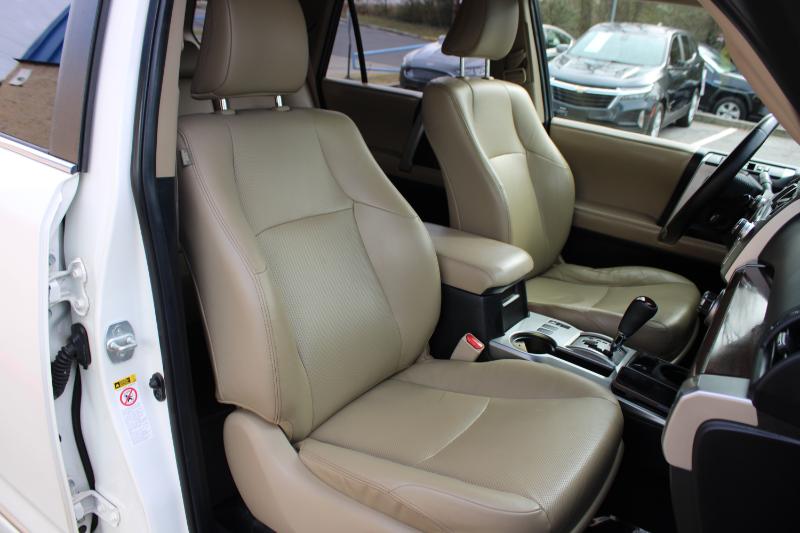 Toyota 4Runner RWD 4dr V6 Limited (Natl) 2014