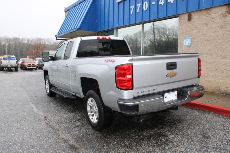 Chevrolet Silverado 1500 4WD Double Cab 143.5" LT w/1LT 2017