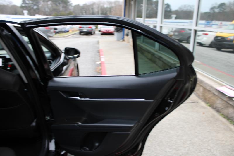 Toyota Camry LE Auto (Natl) 2021