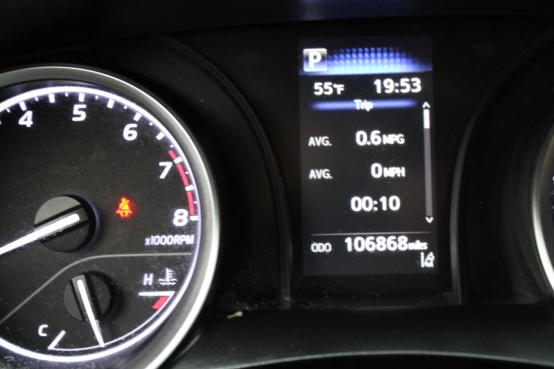 Toyota Camry LE Auto (Natl) 2021