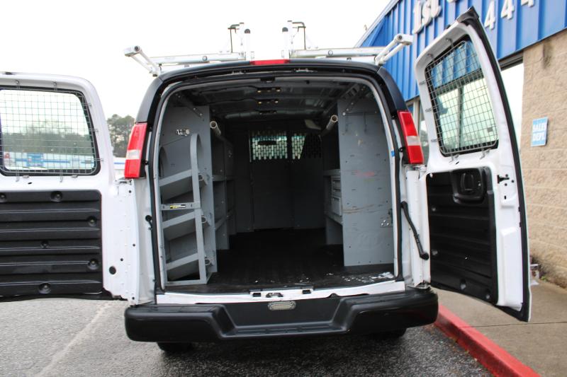 Chevrolet Express Cargo Van RWD 2500 135" 2020