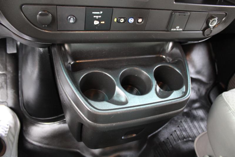 Chevrolet Express Cargo Van RWD 2500 135" 2020