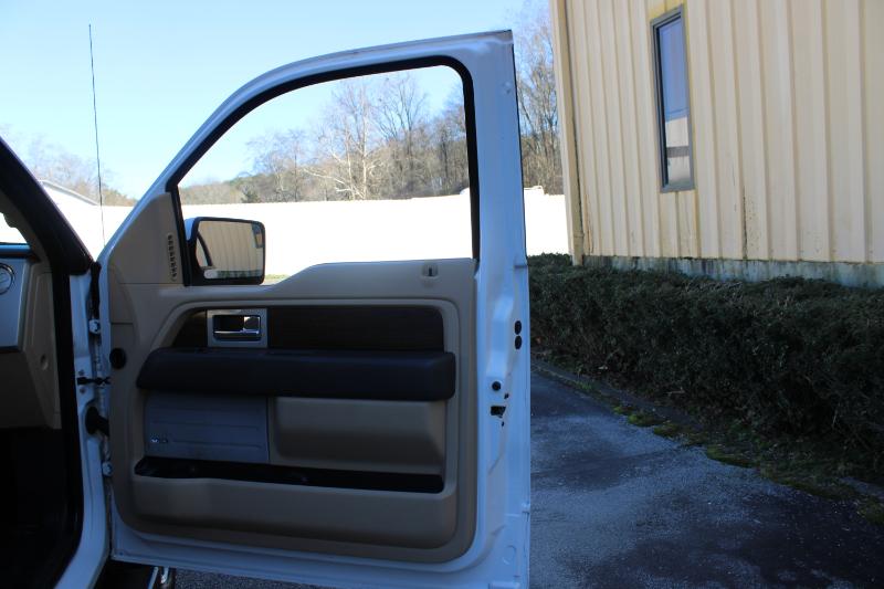 Ford F-150 4WD SuperCrew 145" Lariat 2014