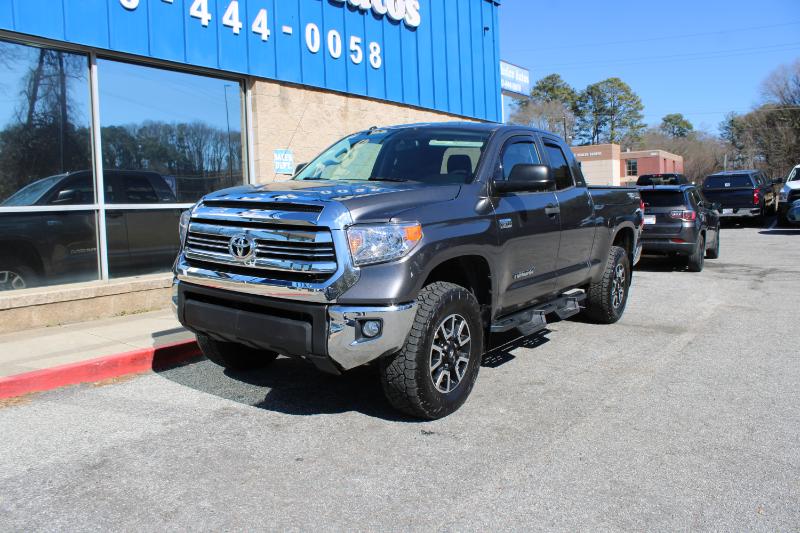 Toyota Tundra 4WD Truck Double Cab 5.7L V8 6-Spd AT SR5 (Natl) 2016