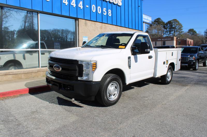Ford Super Duty F-350 SRW XL 2WD Reg Cab 8' Box 2019