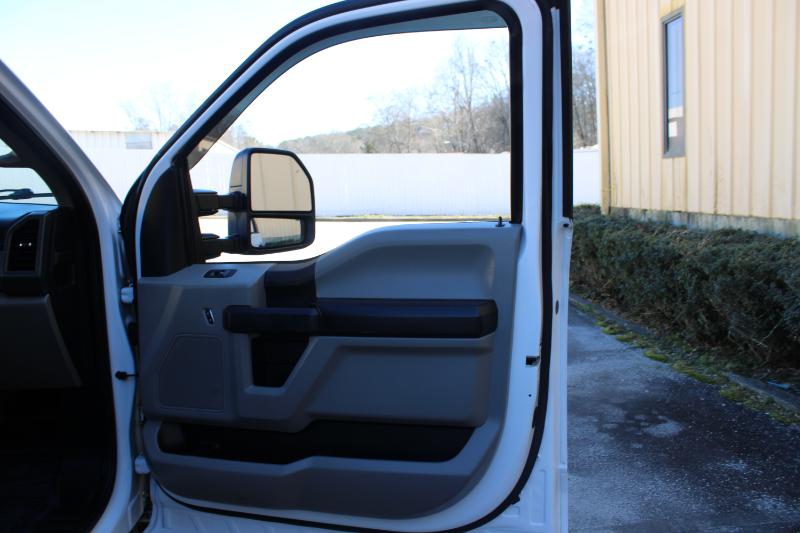 Ford Super Duty F-350 SRW XL 2WD Reg Cab 8' Box 2019