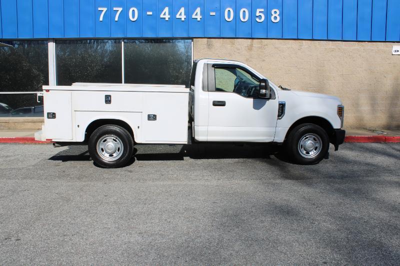 Ford Super Duty F-350 SRW XL 2WD Reg Cab 8' Box 2019