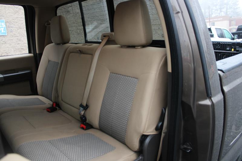 Ford Super Duty F-250 SRW 2WD Crew Cab 156" XLT 2016