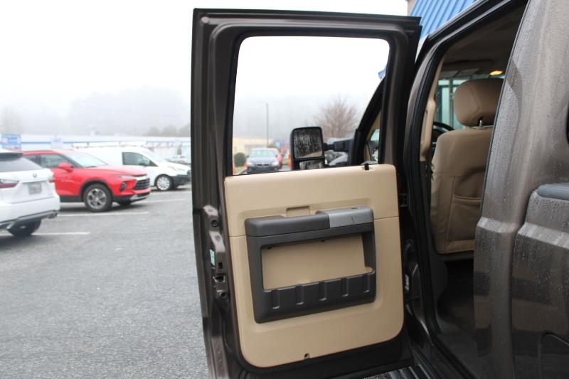 Ford Super Duty F-250 SRW 2WD Crew Cab 156" XLT 2016