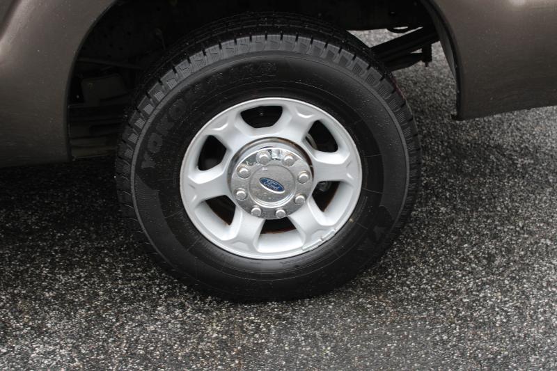 Ford Super Duty F-250 SRW 2WD Crew Cab 156" XLT 2016