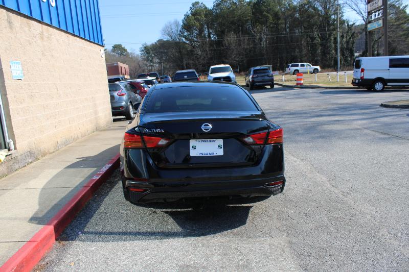 Nissan Altima 2.5 S Sedan 2021