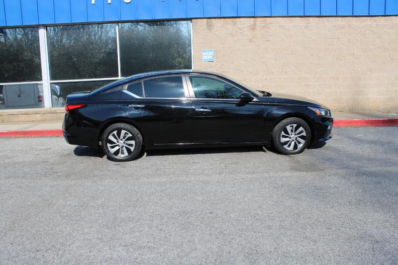 Nissan Altima 2.5 S Sedan 2021