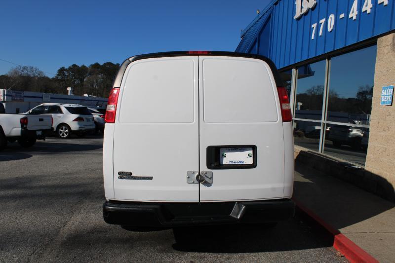Chevrolet Express Cargo Van RWD 2500 135" 2019