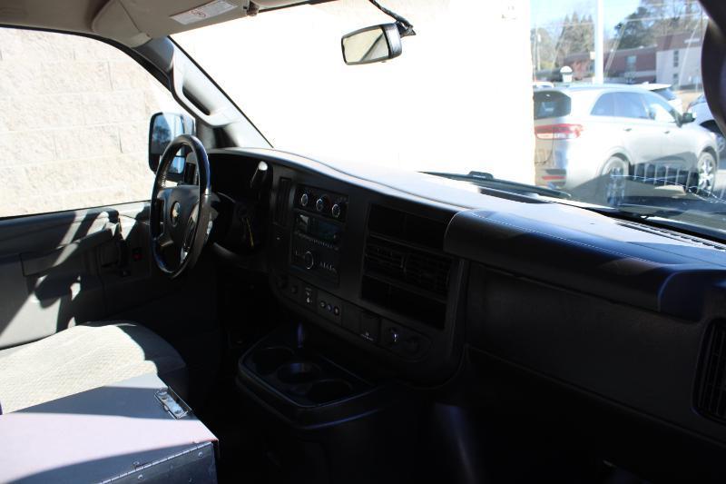 Chevrolet Express Cargo Van RWD 2500 135" 2019