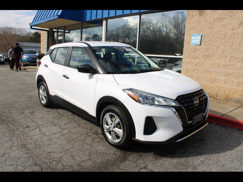 2023 Nissan Kicks S FWD