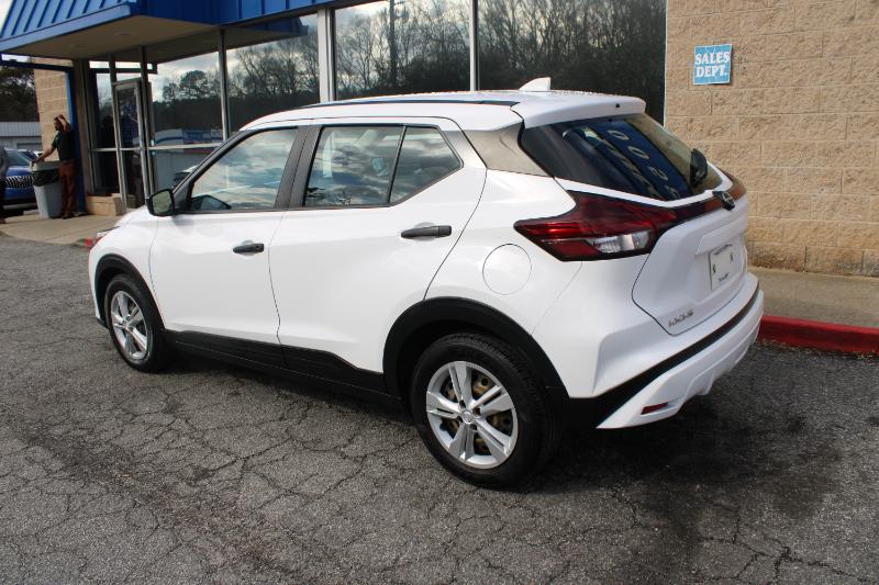 Nissan Kicks S FWD 2023