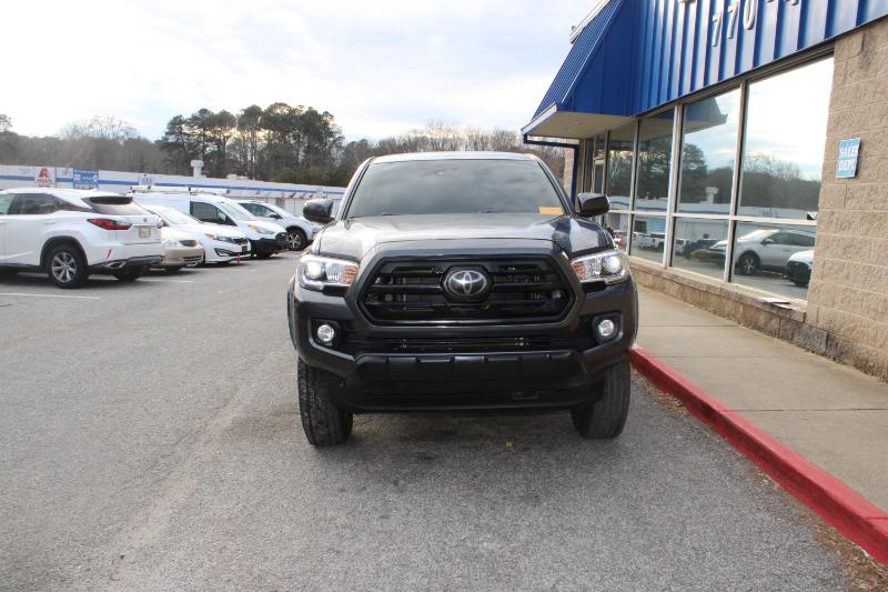 Toyota Tacoma SR5 Double Cab 5' Bed V6 4x2 AT (Natl) 2018