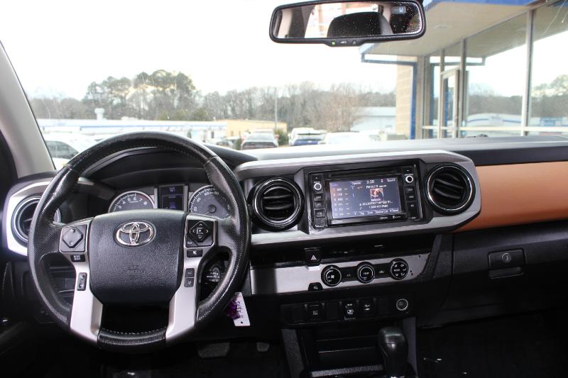 Toyota Tacoma SR5 Double Cab 5' Bed V6 4x2 AT (Natl) 2018