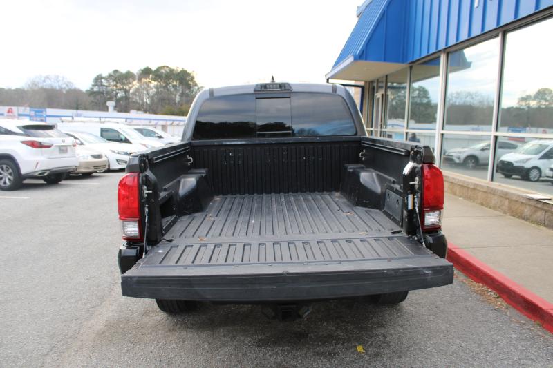 Toyota Tacoma SR5 Double Cab 5' Bed V6 4x2 AT (Natl) 2018