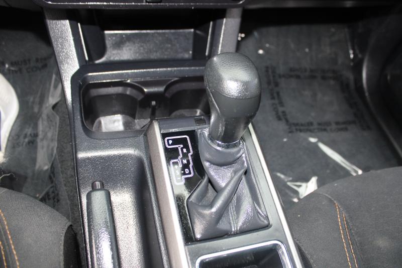 Toyota Tacoma SR5 Double Cab 5' Bed V6 4x2 AT (Natl) 2018