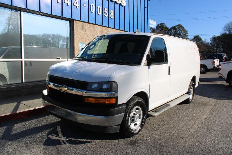 Chevrolet Express Cargo Van RWD 2500 135" 2019