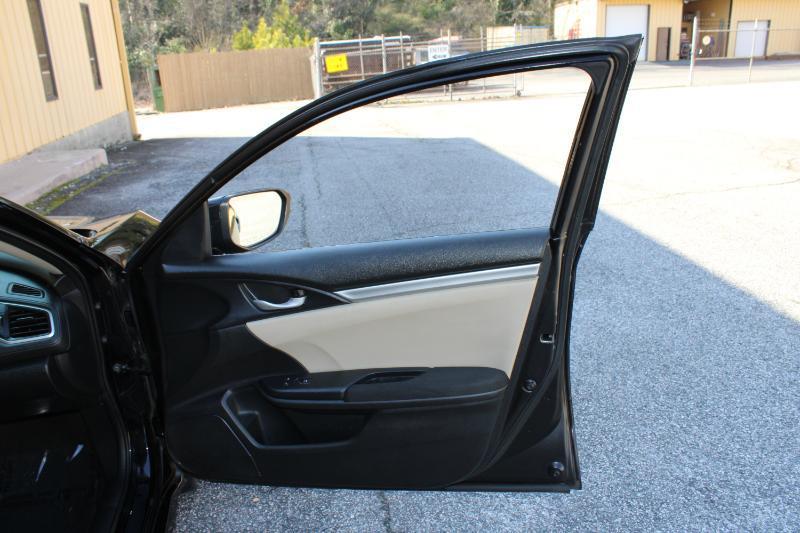 Honda Civic Sedan 4dr CVT LX 2016