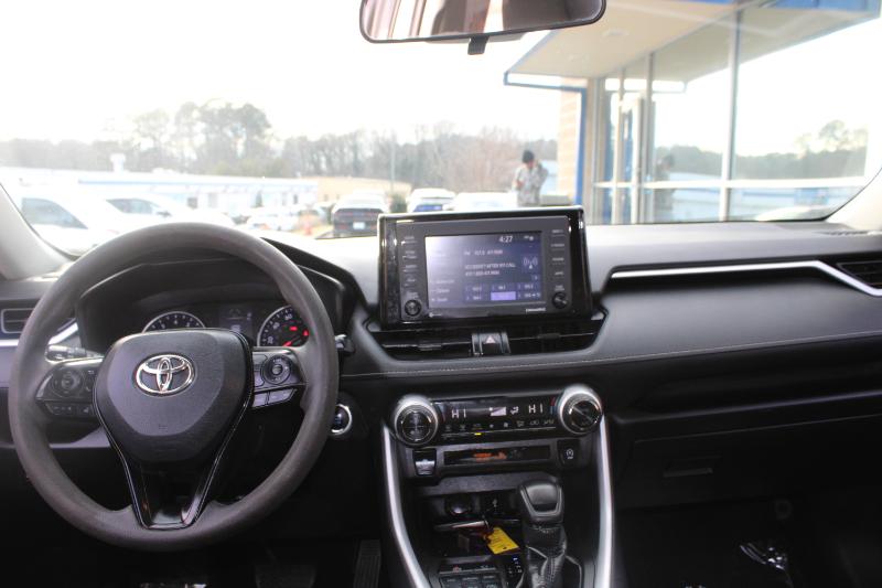 Toyota RAV4 XLE AWD (Natl) 2021