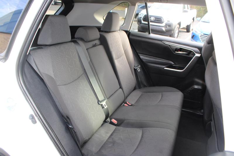 Toyota RAV4 XLE AWD (Natl) 2021