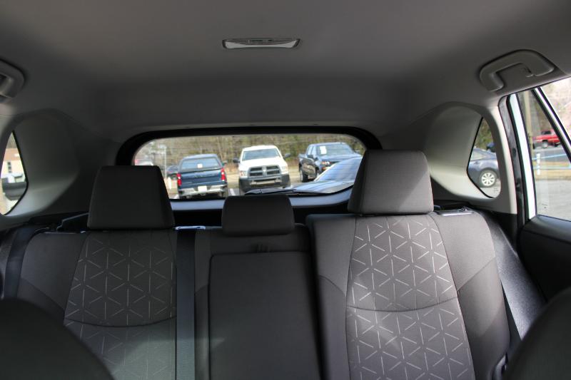 Toyota RAV4 XLE AWD (Natl) 2021