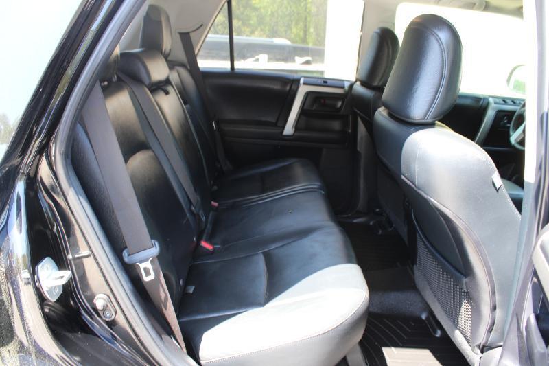 Toyota 4Runner RWD 4dr V6 Limited (Natl) 2013