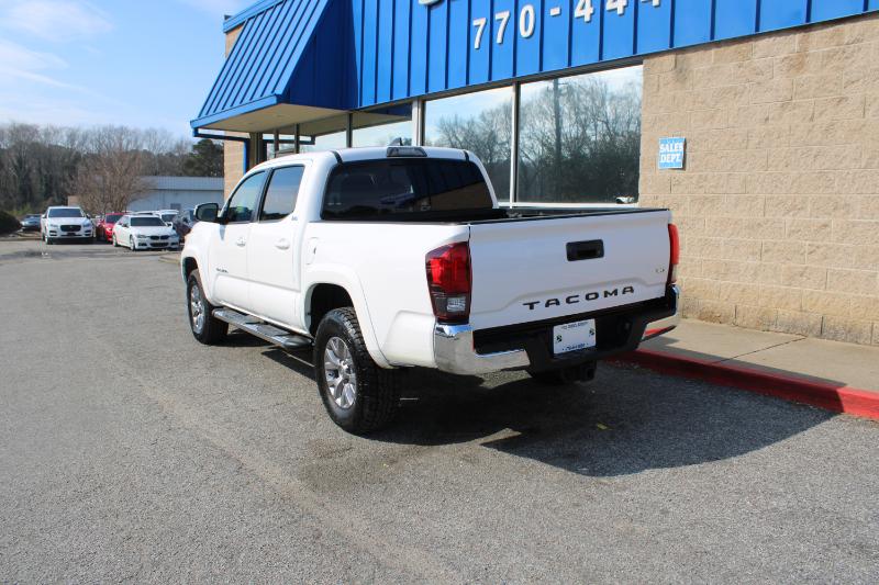 Toyota Tacoma 2WD SR5 Double Cab 5' Bed V6 AT (Natl) 2019