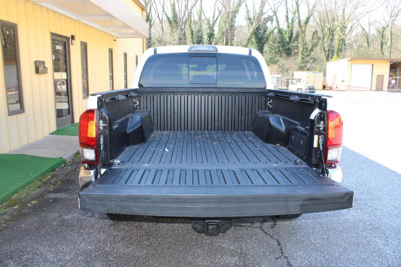 Toyota Tacoma 2WD SR5 Double Cab 5' Bed V6 AT (Natl) 2019