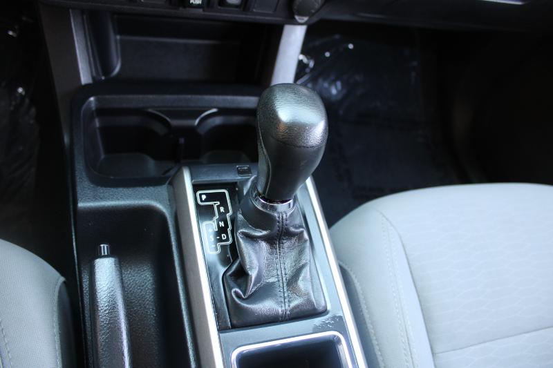 Toyota Tacoma 2WD SR5 Double Cab 5' Bed V6 AT (Natl) 2019