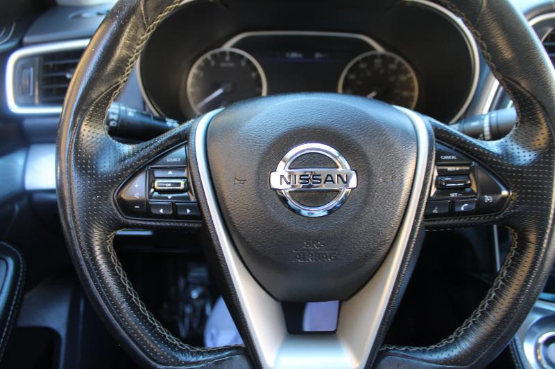 Nissan Maxima 4dr Sdn 3.5 SV 2016