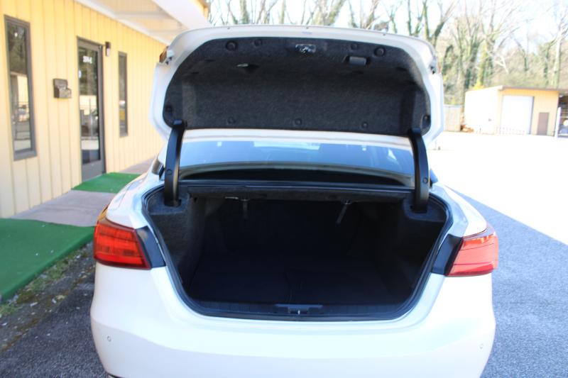 Nissan Maxima 4dr Sdn 3.5 SV 2016