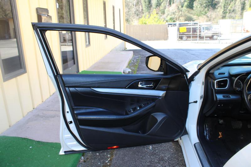 Nissan Maxima 4dr Sdn 3.5 SV 2016