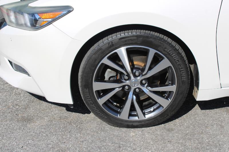 Nissan Maxima 4dr Sdn 3.5 SV 2016