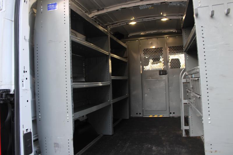 Ford Transit Van T-250 130" Med Rf 9000 GVWR Sliding RH Dr 2017