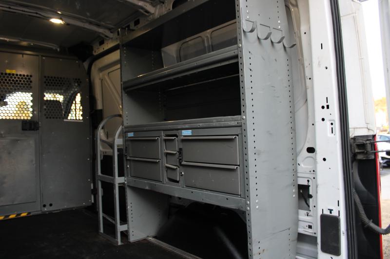 Ford Transit Van T-250 130" Med Rf 9000 GVWR Sliding RH Dr 2017