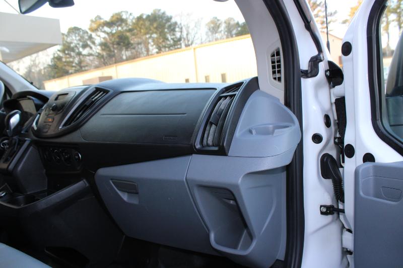 Ford Transit Van T-250 130" Med Rf 9000 GVWR Sliding RH Dr 2017